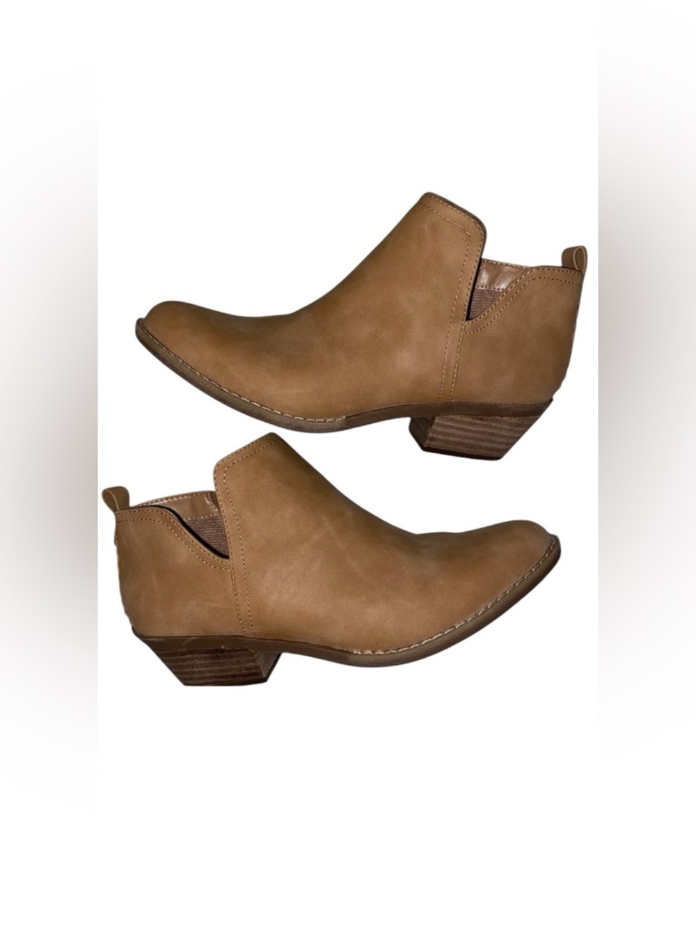 DV by DOLCE VITA Suede Western Ankle Boots in Camel/TAN SIZE 7-1/2M